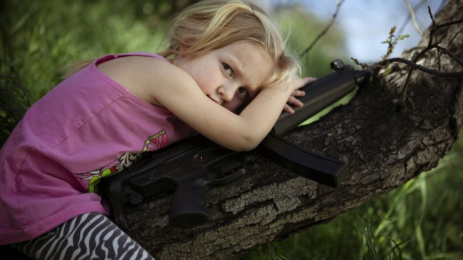 A un año de Sandy Hook: El drama de las muertes de niños por armas en EE.UU.