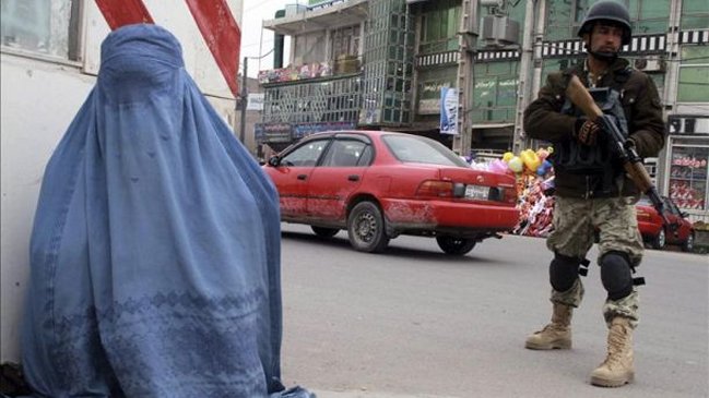 Afgano cortó los labios y la nariz a su esposa tras una disputa conyugal