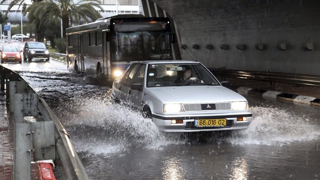 Fuerte temporal deja más de 100 heridos y 500 familias sin hogar en Gaza