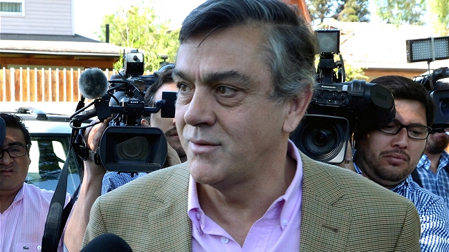 Longueira descartó que eventual triunfo de Bachelet sea una derrota para la Alianza