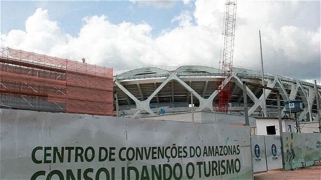 La justicia brasileña ordenó suspender obras en estadio mundialista de Manaos