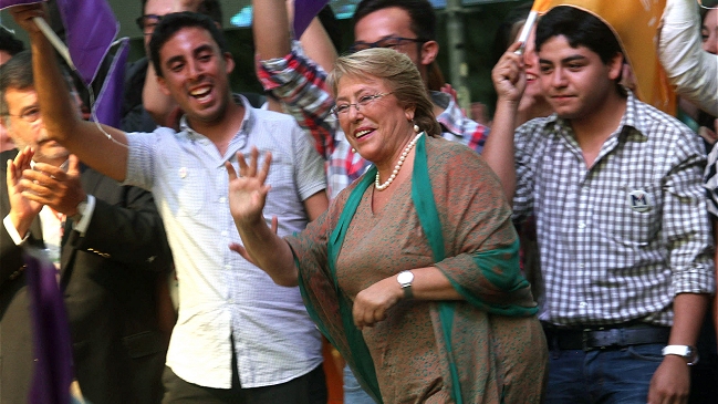 Esta fue la votación en regiones por Bachelet y Matthei