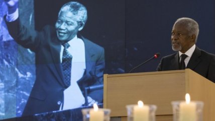 Kofi Annan encabezó homenaje de la ONU a Nelson Mandela