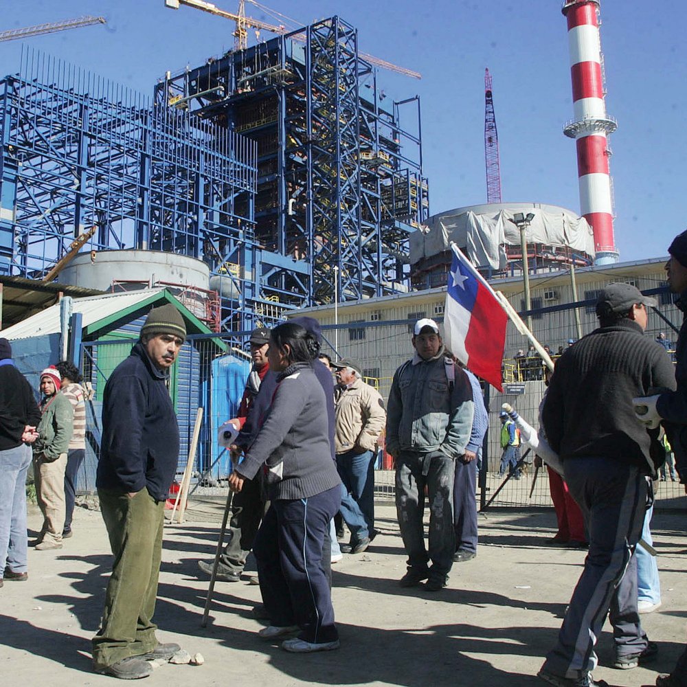 Endesa analiza los cursos legales para revertir paralización de Bocamina II