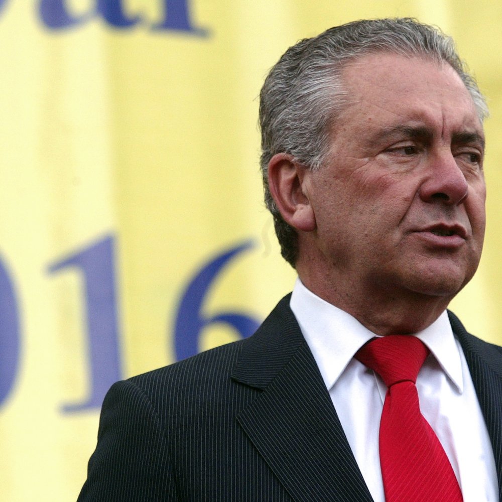 Pedro Sabat: Me arrepiento profundamente de haber votado por Piñera