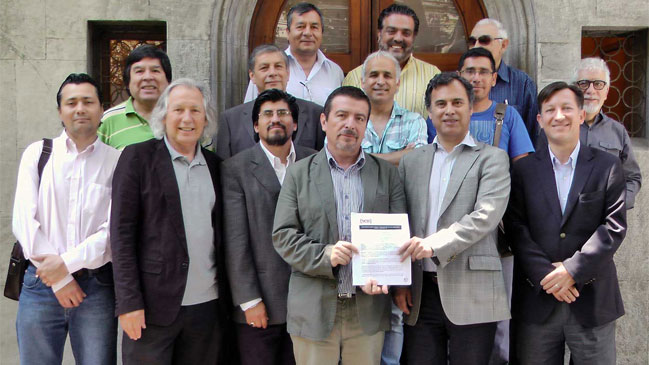 Un 40 por ciento de la programación de radios comunitarias será música chilena