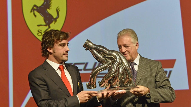 Fernando Alonso: Es un desafío tener a Raikkonen como compañero