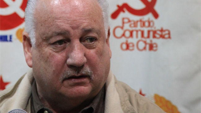 PC resolvió estar disponible para ser parte del Gobierno de Bachelet