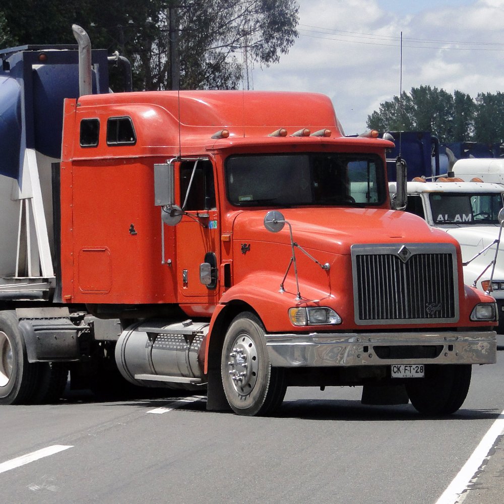 Camioneros emplazaron al Gobierno para detener alza de combustibles