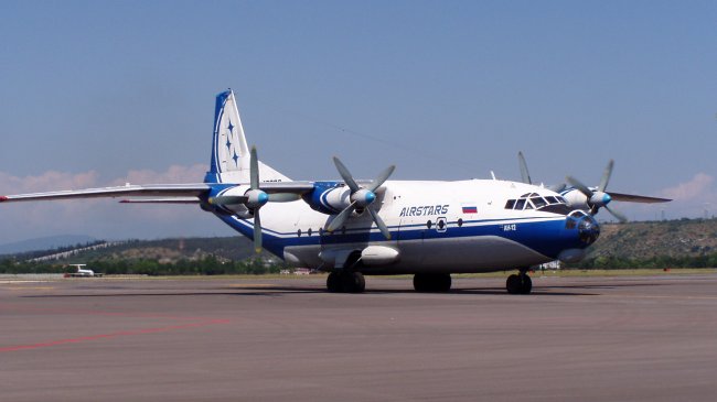 Nueve personas murieron al estrellarse avión en Siberia