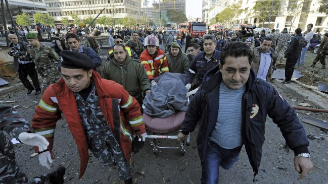 Atentado con auto bomba en Beirut: Cinco muertos y medio centenar de heridos