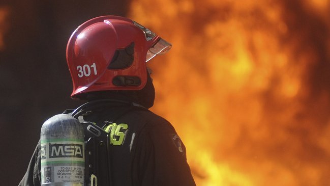 Incendio destruyó cinco casas en Colina