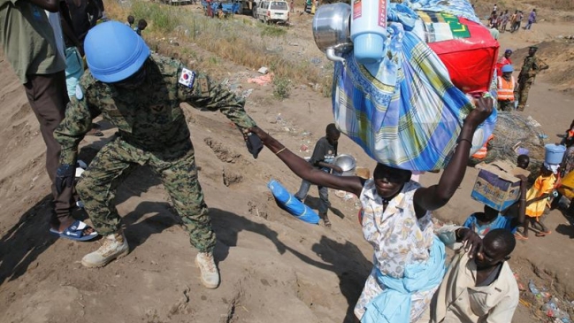 Presidente y líder rebelde de Sudán del Sur acordaron alto el fuego