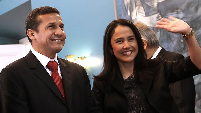 Perú: Esposa de Humala asumió presidencia de partido nacionalista