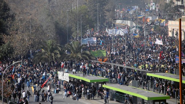 Confech: No habrá luna de miel con Bachelet