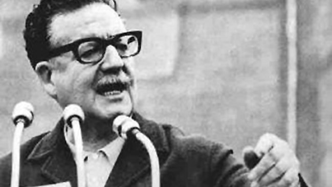 Justicia chilena resolvió en fallo definitivo que Allende se suicidó