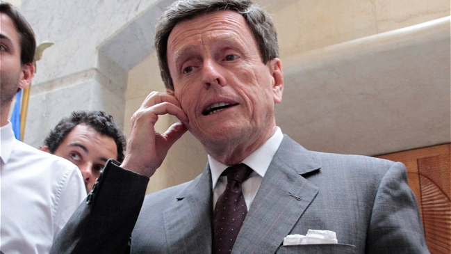 Carlos Larraín acusó que Amplitud 