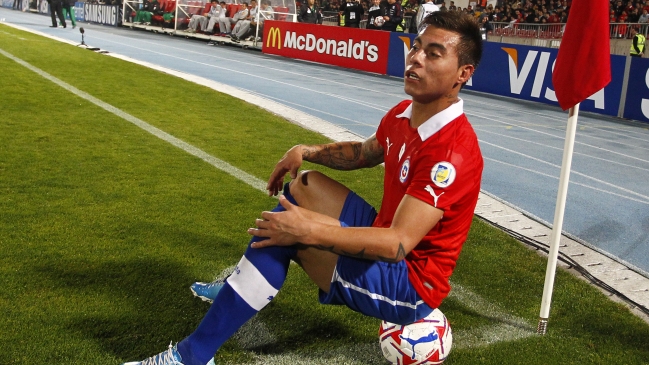 Juan Antonio Pizzi reiteró su intención de fichar a Eduardo Vargas para reforzar a Valencia