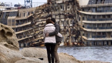 El Costa Concordia a dos años del naufragio
