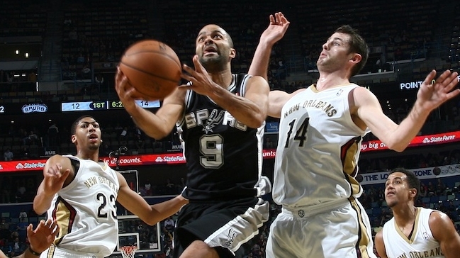 Los Spurs siguen en racha gracias a Tony Parker