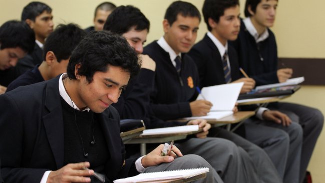 Liceos emblemáticos buscan mecanismos para enfrentar ranking de notas