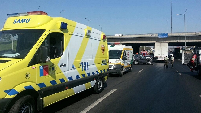 Incidentes múltiples generan gran atochamiento en autopista Vespucio Sur