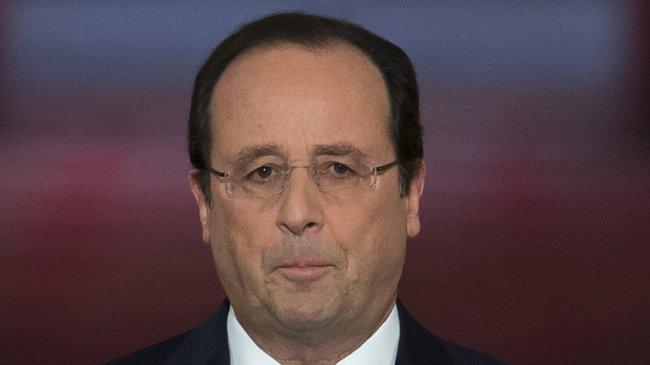Rechazo a François Hollande se mantiene estable en medio de escándalo sentimental