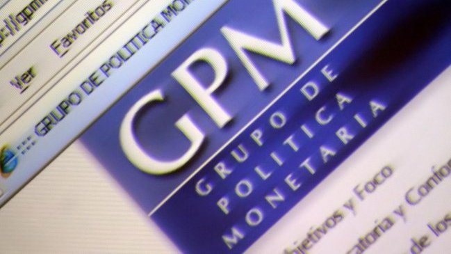 Banco Central mantuvo tasa de interés y advirtió posible estímulo monetario