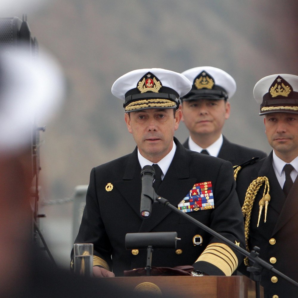 Ex jefe de la Armada ve 