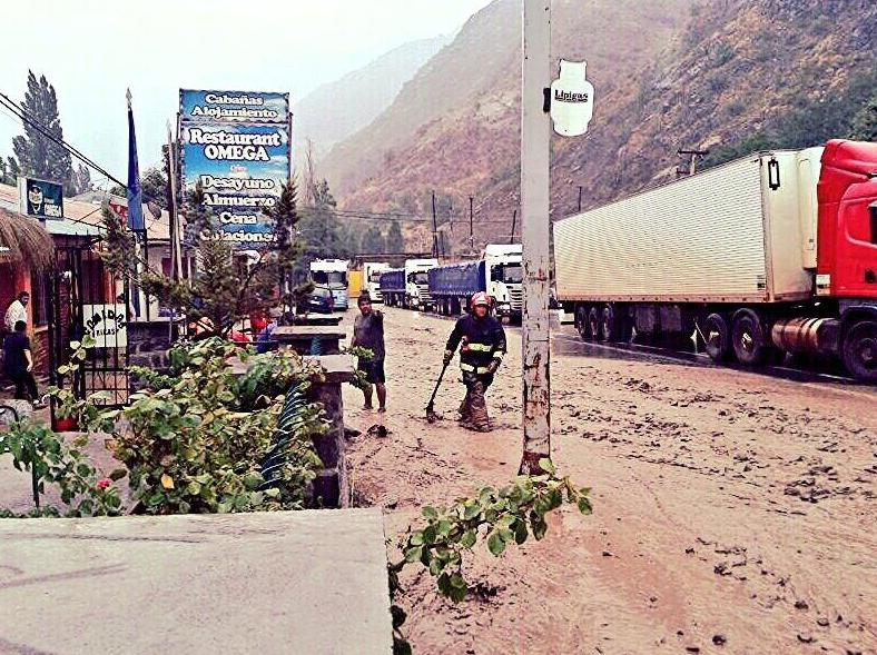 Alud en Los Andes obligó a cerrar Paso Los Libertadores