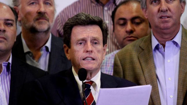 Consejo Nacional RN respaldó conducción de Carlos Larraín