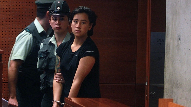 Mujer que disparó a guardia en banco quedó en prisión preventiva