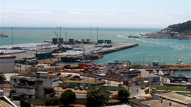 Trabajadores del puerto de San Antonio reanudaron paralización
