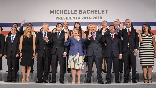 Encuesta: Gabinete es renovado y responde a confianza de Bachelet