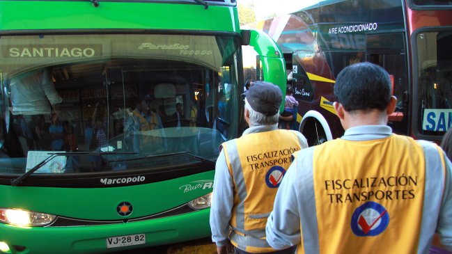 Estiman que 800 mil personas saldrán de Santiago este fin de semana