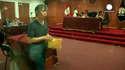   Fujimori compareció por sobornos durante su campaña electoral del año 2000 