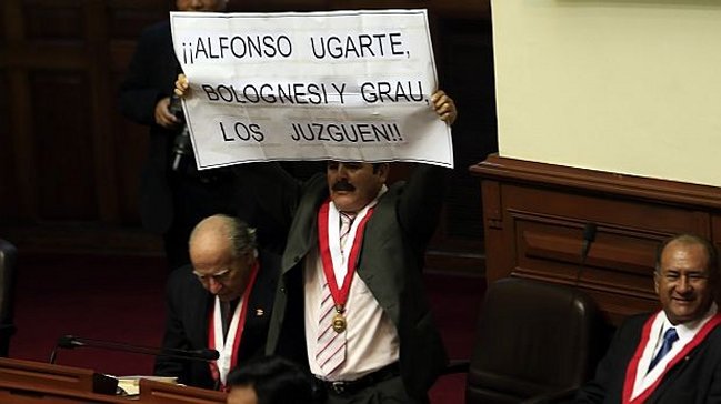 Congresista peruano criticó 