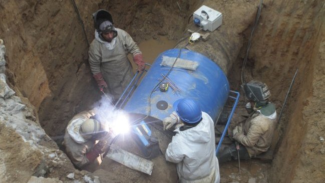 Rotura de matriz de agua potable afectó a vecinos de La Cisterna