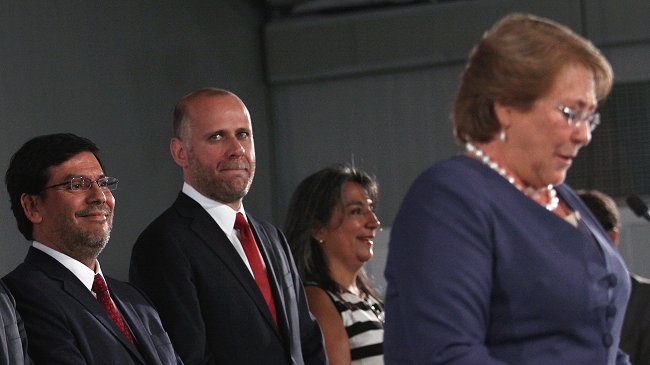 Partidos de la Nueva Mayoría critican 