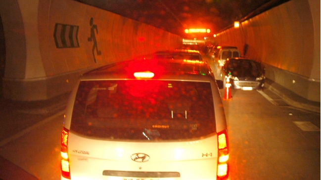 Sujeto provocaba choques para robar al interior del túnel San Cristóbal