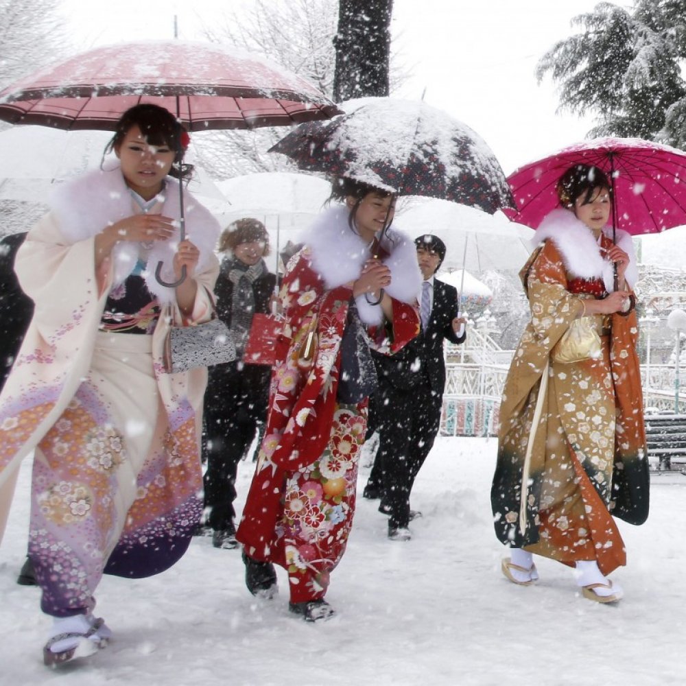 Intensas nevazones en Japón dejan al menos 11 muertos