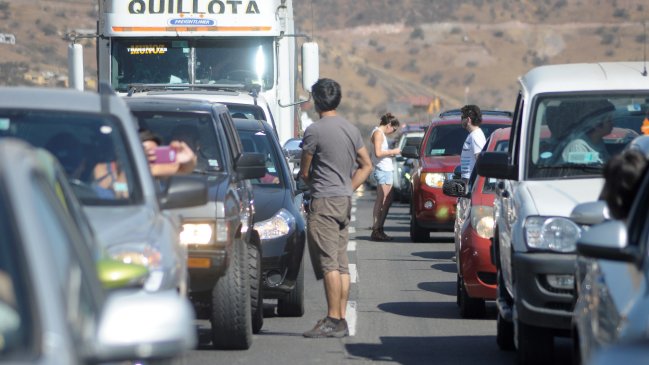 Colapso de carreteras en verano vuelve a abrir el debate