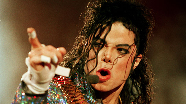 Justicia indemnizó a fanáticos por muerte de Michael Jackson