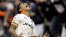 Valencia apunta a comprar pase de Eduardo Vargas