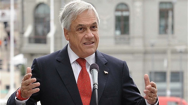 Presidente Piñera recorrerá zonas afectadas por el 27-F a fines de febrero