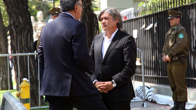 Navarro: Estados Unidos no podrá hacer con Maduro lo que hizo con Allende