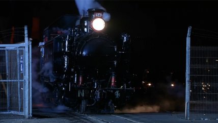 Un tren abrió la última noche del Festival de Antofagasta