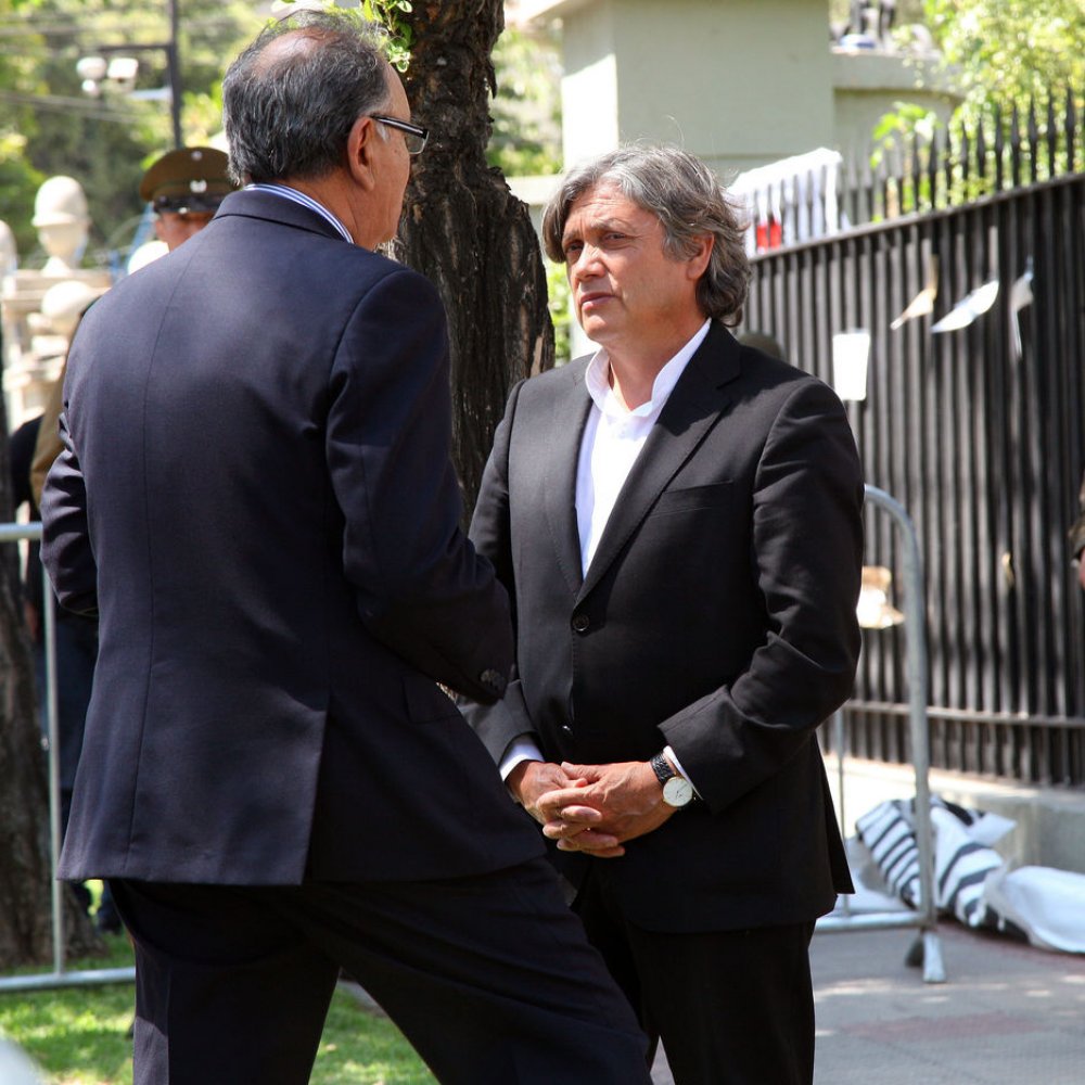 Navarro: Estados Unidos no podrá hacer con Maduro lo que hizo con Allende