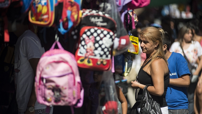 Carabineros reforzó seguridad en barrio Meiggs por compras escolares