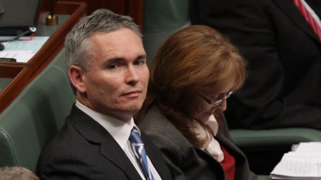 Tribunal halló culpable a ex legislador de pagar por sexo con dinero público